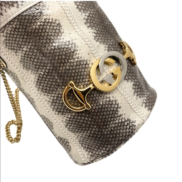 Gucci New With Box Bucket Mini Chain Grey/Ivory Snakeskin Leather Crossbody Pur… - Picture 4 of 12